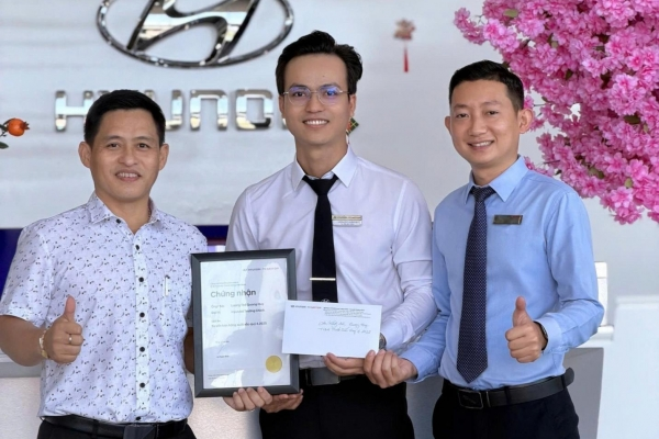 [VINH DANH CÁ NHÂN XUẤT SẮC] ​​​​​​​ TOP 3 TVBH TOÀN QUỐC QUÝ 4/2025 - GỌI TÊN LƯƠNG THẾ QUANG HUY